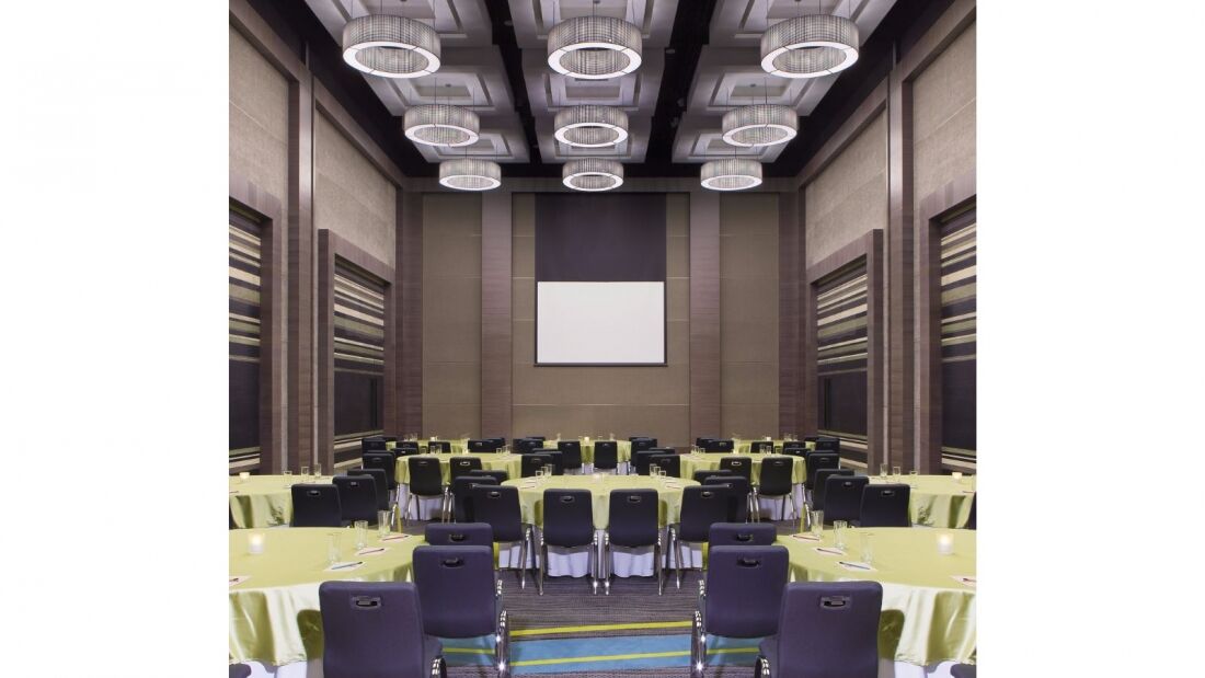 Aloft Bengaluru Outer Ring Road Hotel Екстериор снимка